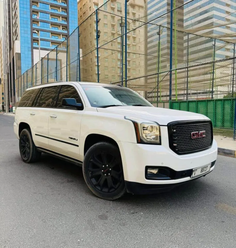 2015 GMC Yukon in Dubai