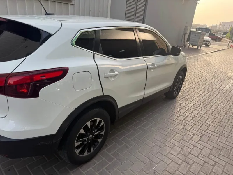 2019 Nissan Rogue in Dubai