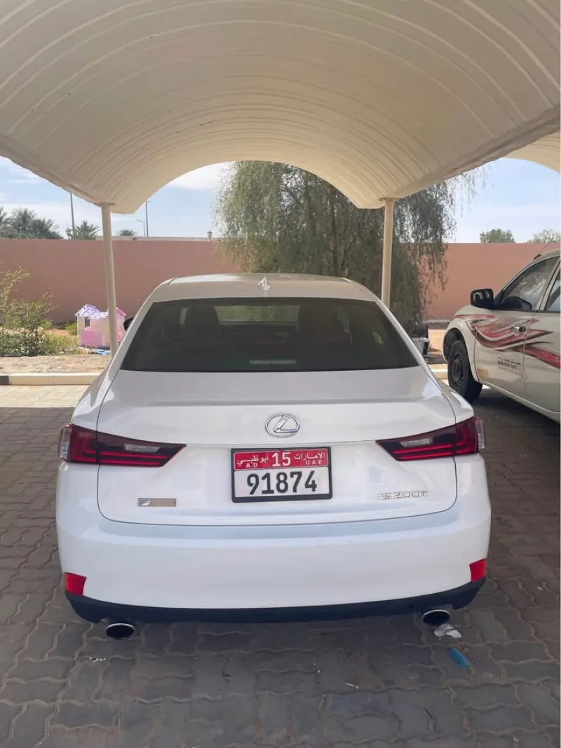 2016 Lexus IS in Dubai