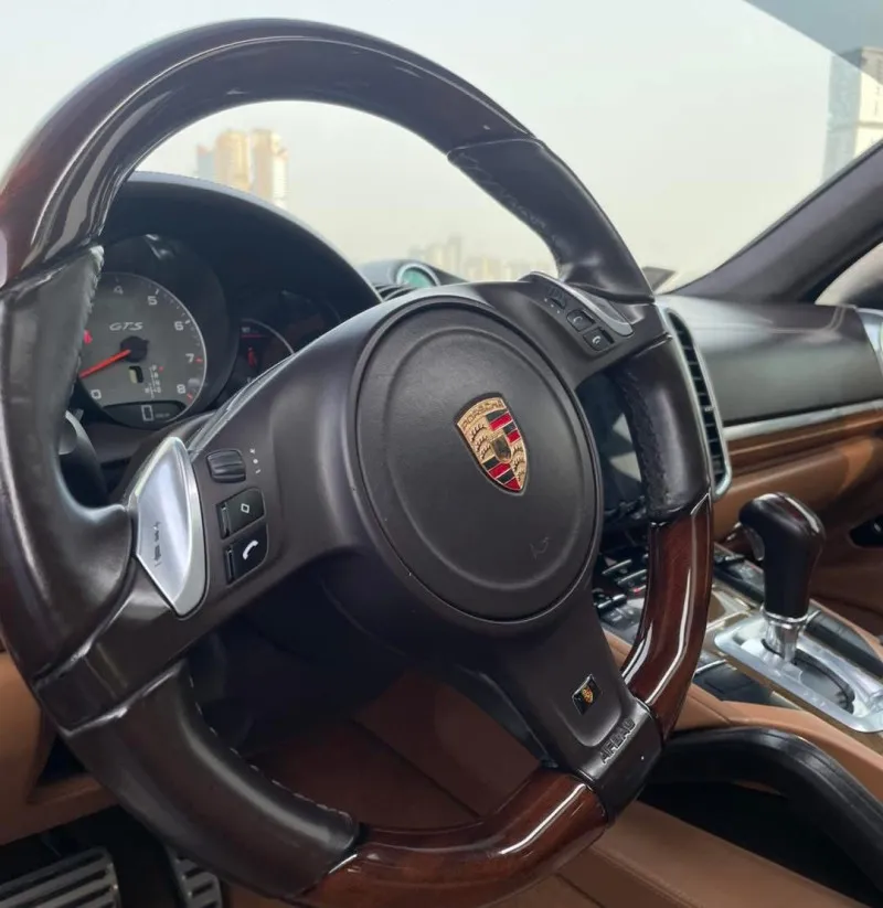 2013 Porsche Cayenne in Dubai