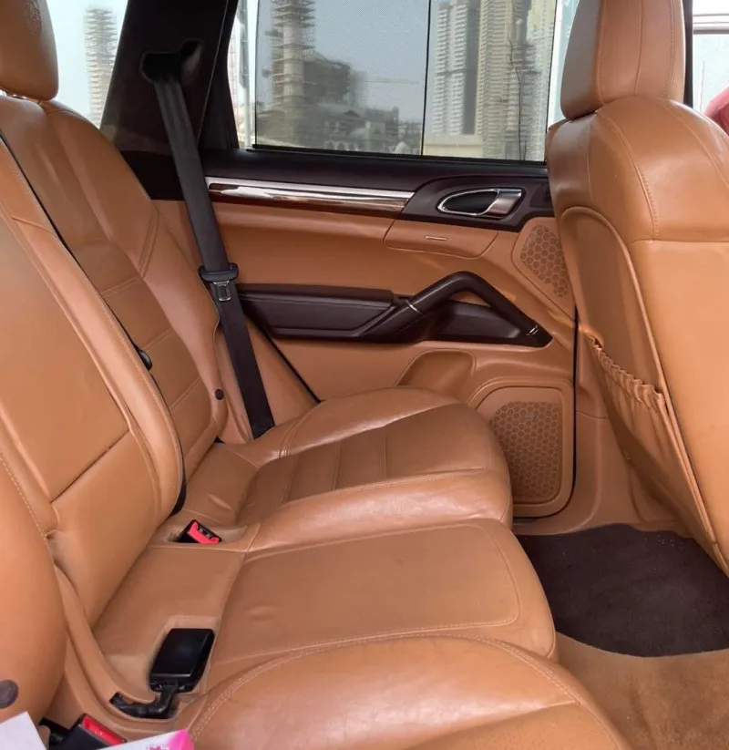 2013 Porsche Cayenne in Dubai
