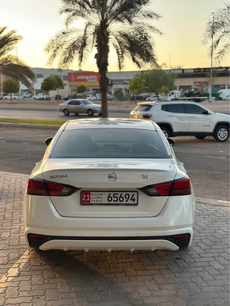 2019 Nissan Altima in Dubai