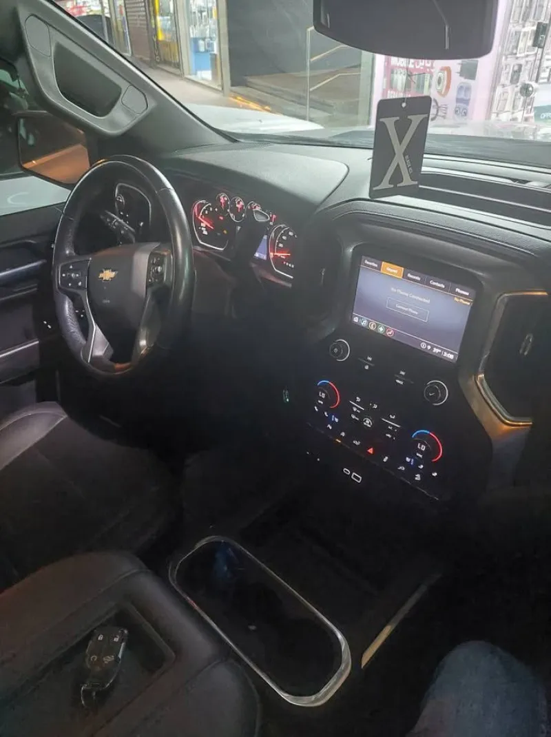 2021 Chevrolet Silverado in Dubai