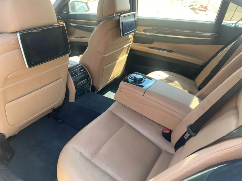 2015 BMW 7-Series in Dubai