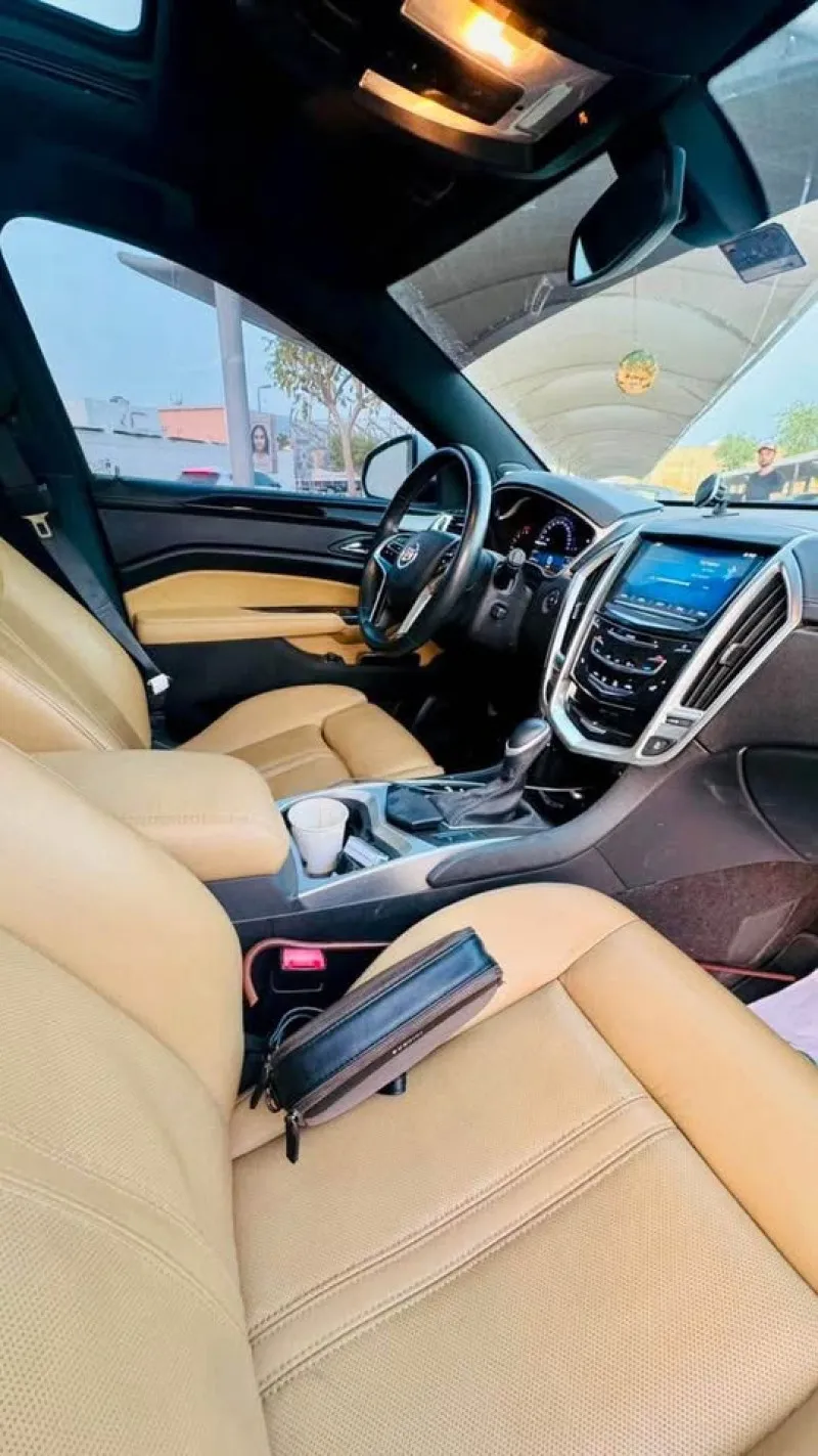 2016 Cadillac SRX in Dubai