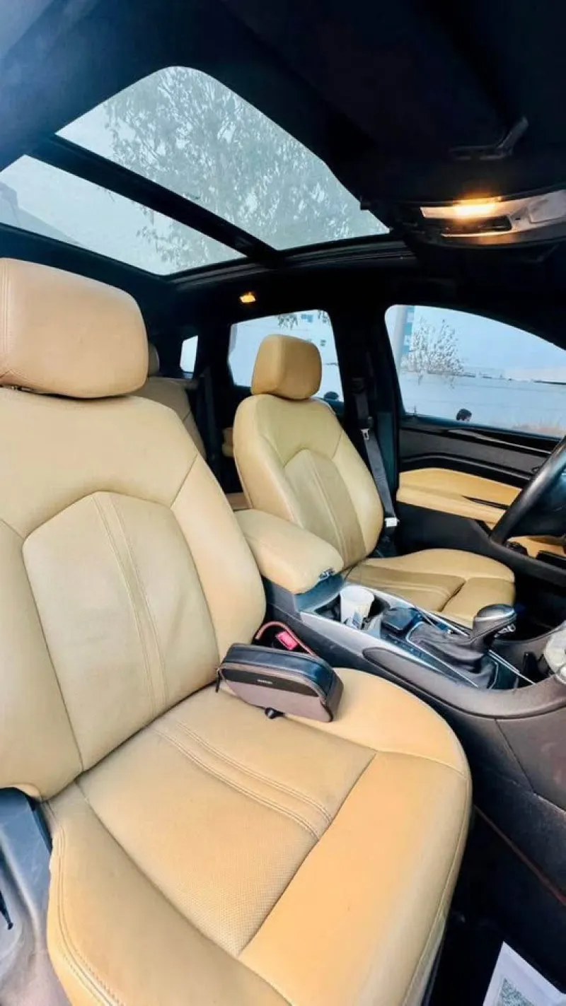 2016 Cadillac SRX in Dubai