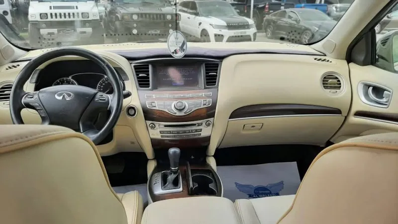 2015 Infiniti QX60 in Dubai