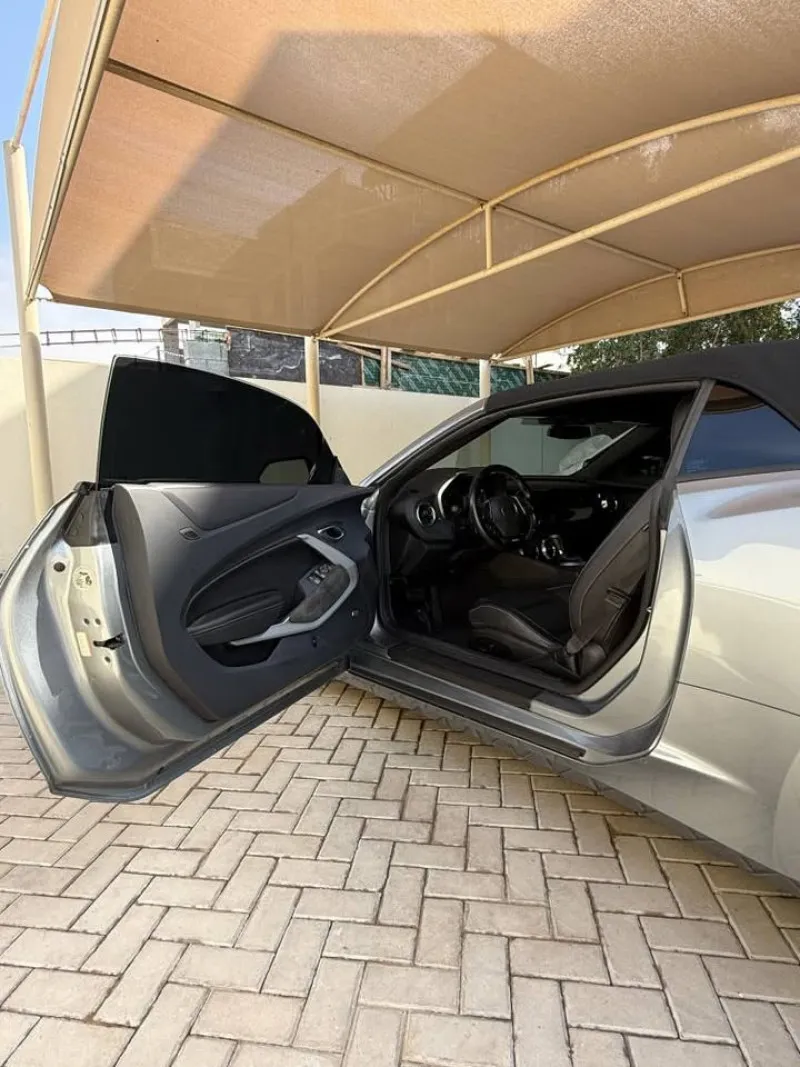 2023 شيفروليه كامارو in Dubai
