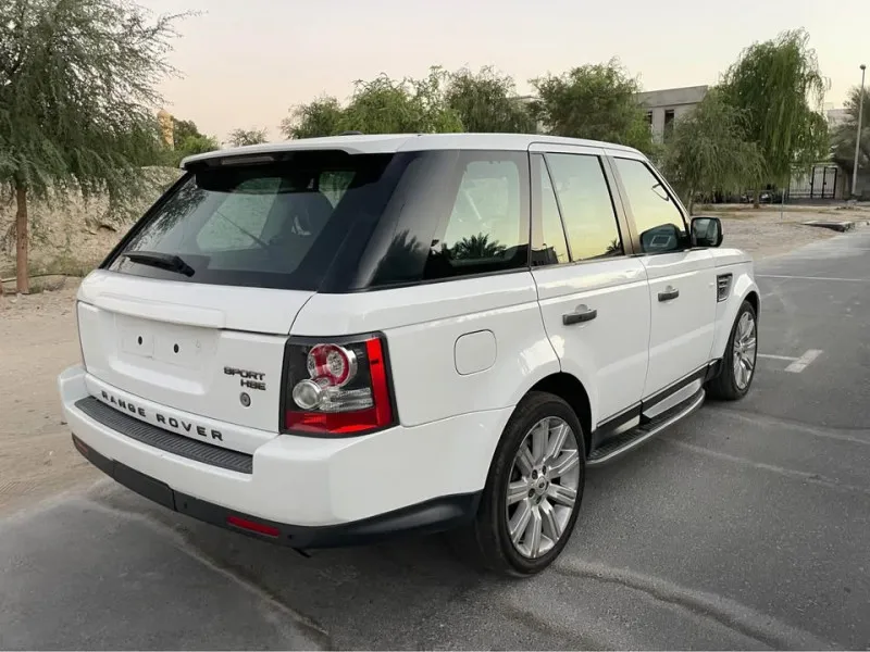 2011 لاند روفر رينج روفر in Dubai
