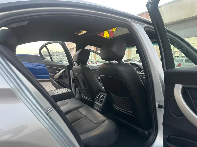 2018 BMW 3-Series in Dubai