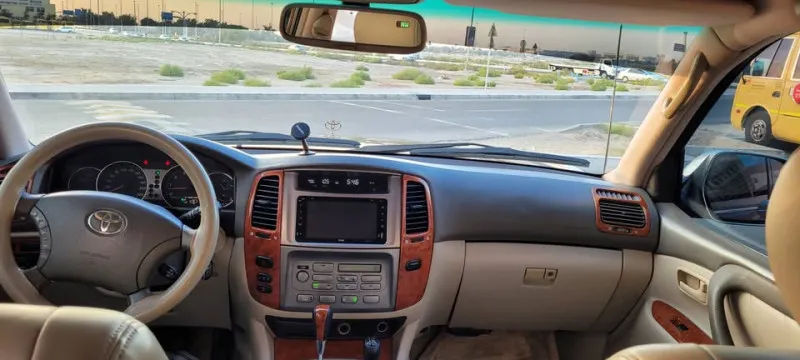 2004 Toyota Land Cruiser in Dubai