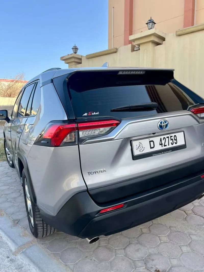 2019 تويوتا راف ٤ in Dubai