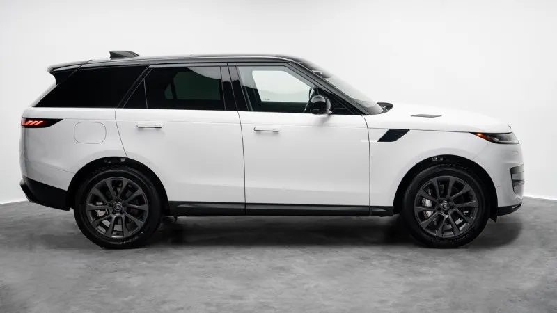 2024 Land Rover Range Rover Sport in Dubai