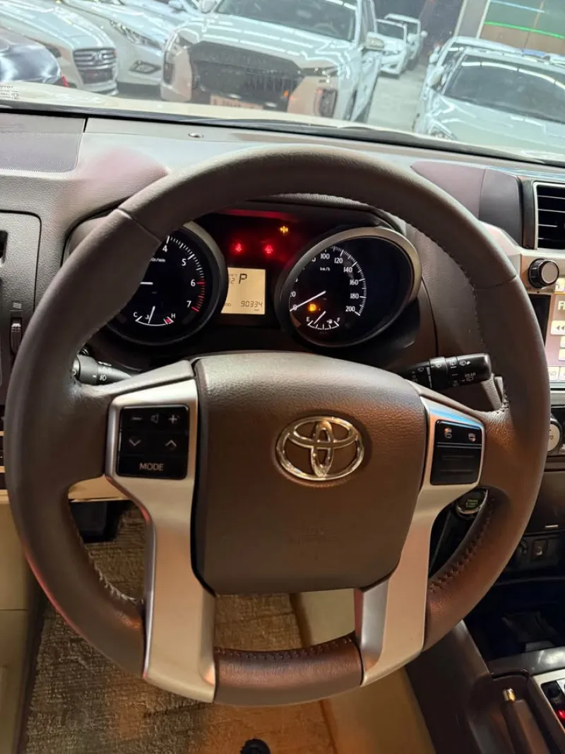 2015 Toyota Prado in Dubai