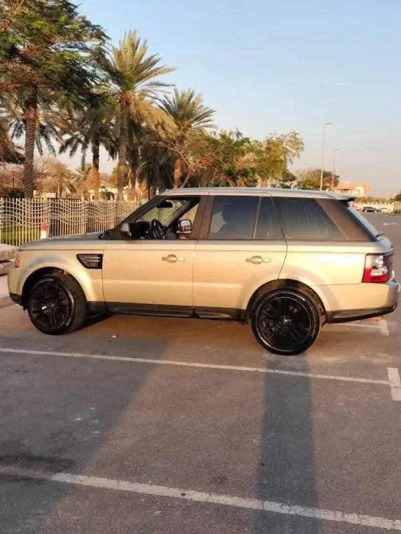 2013 Land Rover Range Rover Sport in Dubai