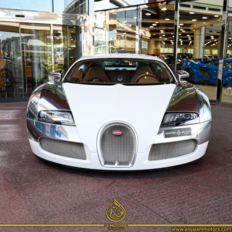 2010 Bugatti Veyron in dubai
