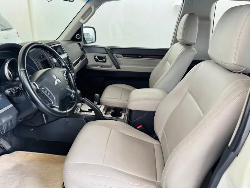 2011 Mitsubishi Pajero in Dubai