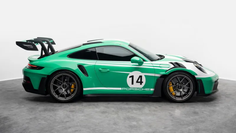 2024 Porsche GT3 RS in Dubai