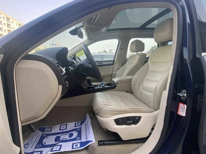 2012 Volkswagen Golf in Dubai