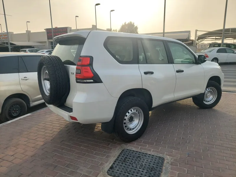 2018 Toyota Prado in Dubai