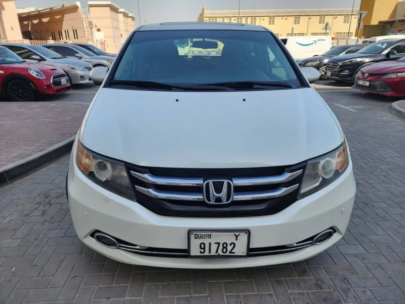 2014 Honda Odyssey in Dubai
