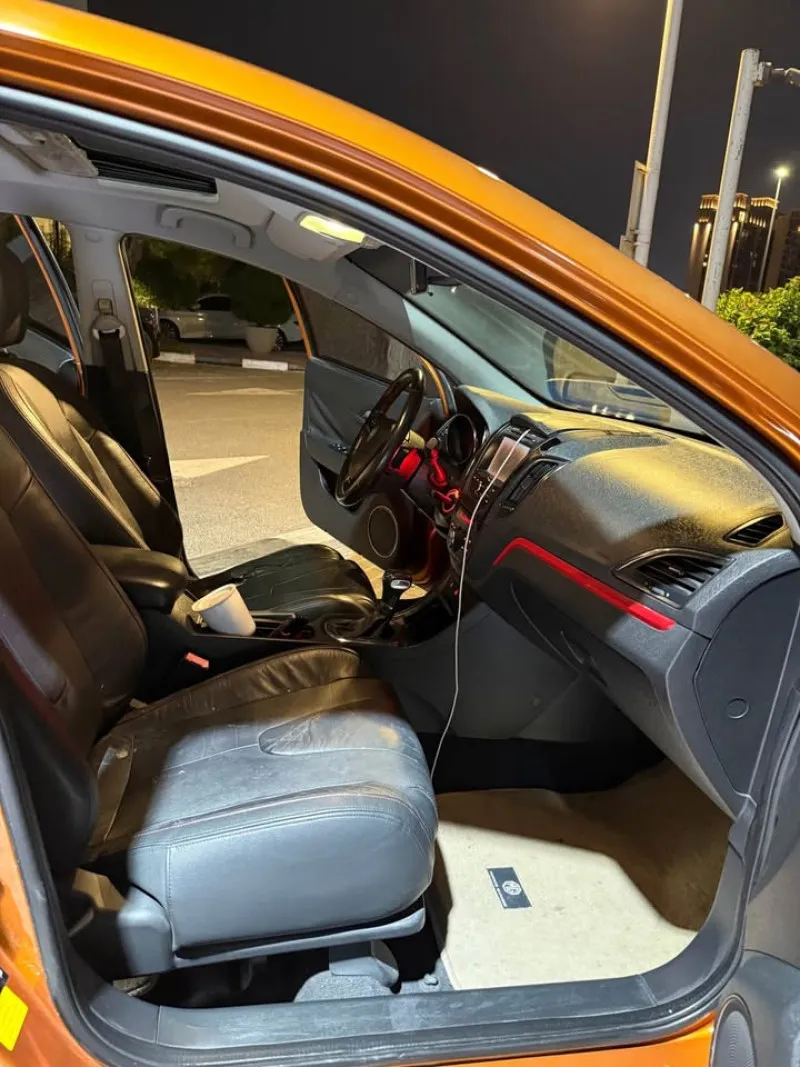 2016 MG 5 in Dubai
