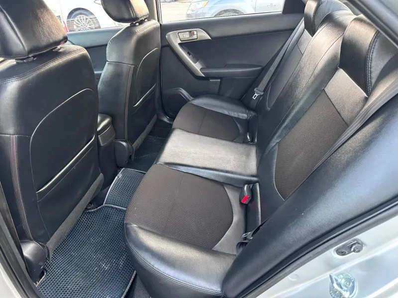 2009 Kia Forte in Dubai