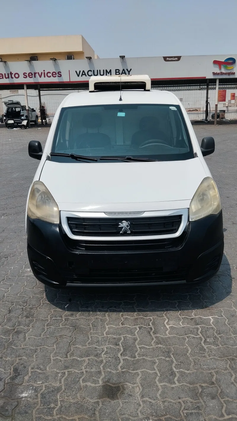 2017 Peugeot Partner in Dubai