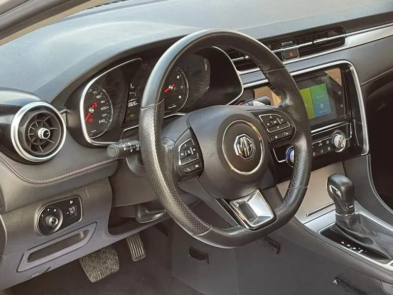 2019 ام جي 6 in Dubai