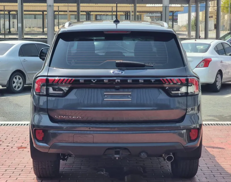 2024 Ford Everest in Dubai