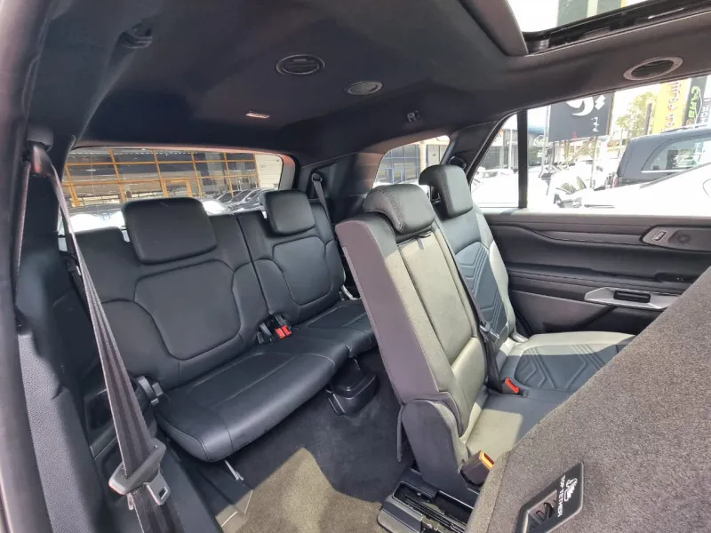 2024 Ford Everest in Dubai