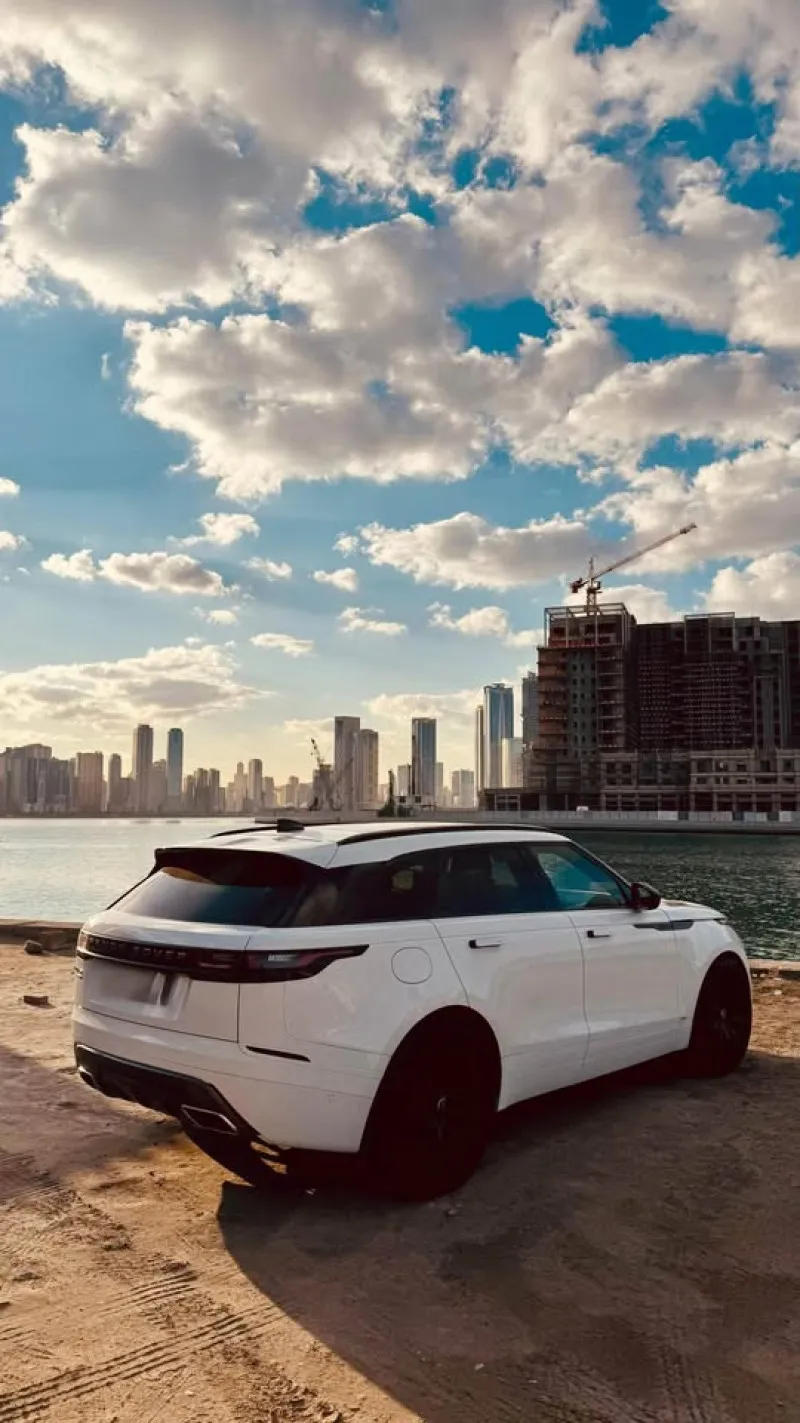 2018 لاند روفر رينج روفر فيلار in Dubai