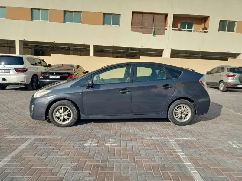 2010 Toyota Prius in Dubai