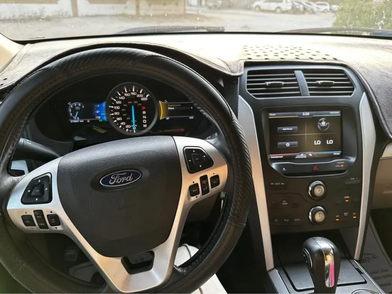 2014 Ford Explorer in Dubai