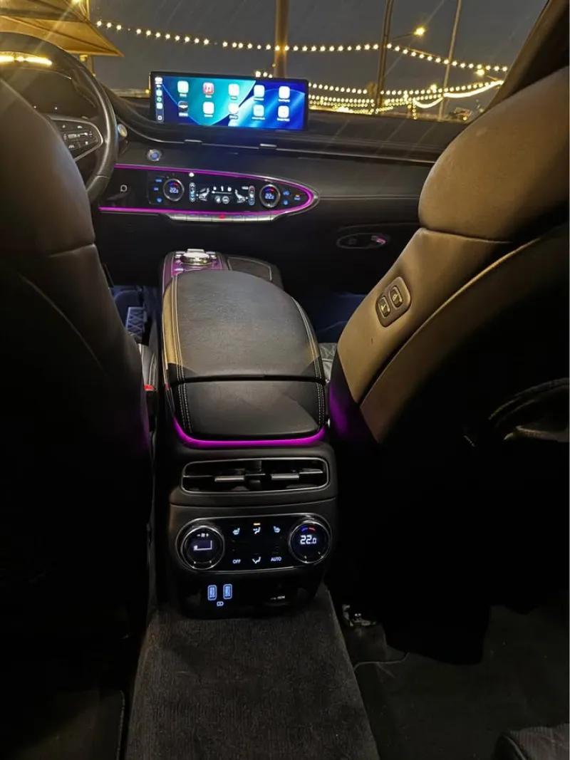 2023 Genesis GV70 in Dubai