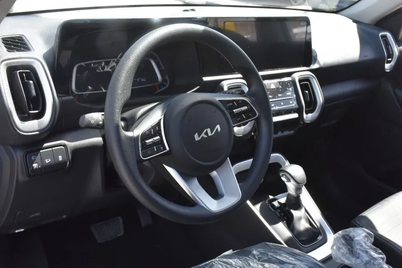 2024 Kia Sonet in Dubai