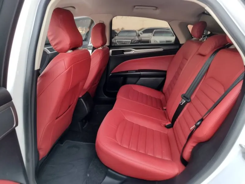 2020 Ford Fusion in Dubai