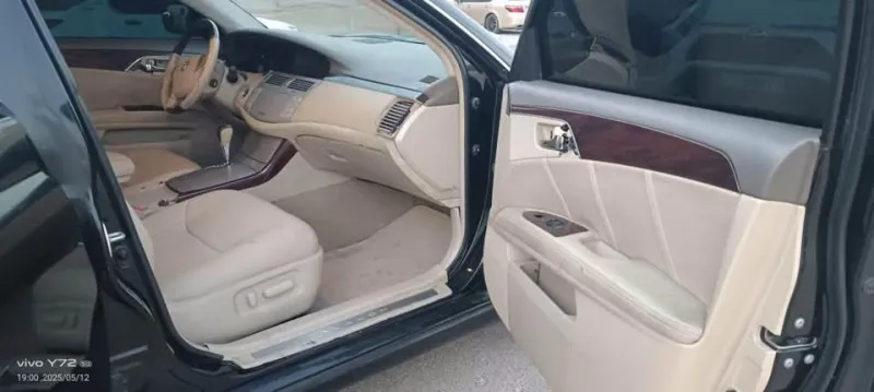 2008 تويوتا افالون in Dubai