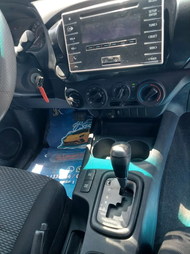 2017 Toyota Hilux in Dubai