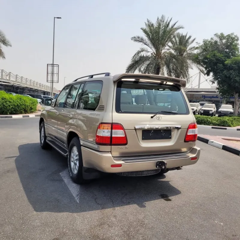 2006 تويوتا لاند كروزر in Dubai