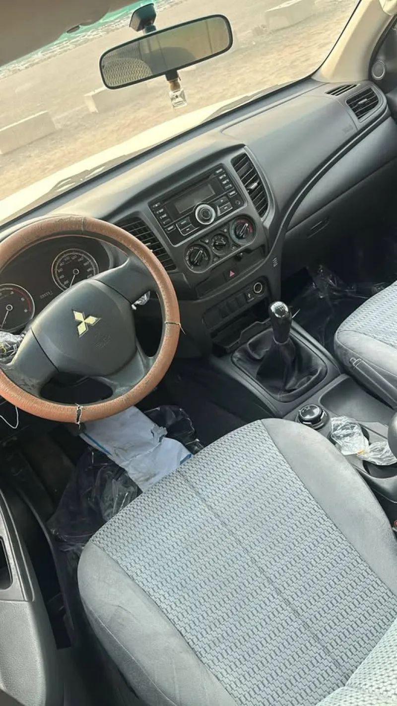 2020 ميتسوبيشي أل٢٠٠ in Dubai