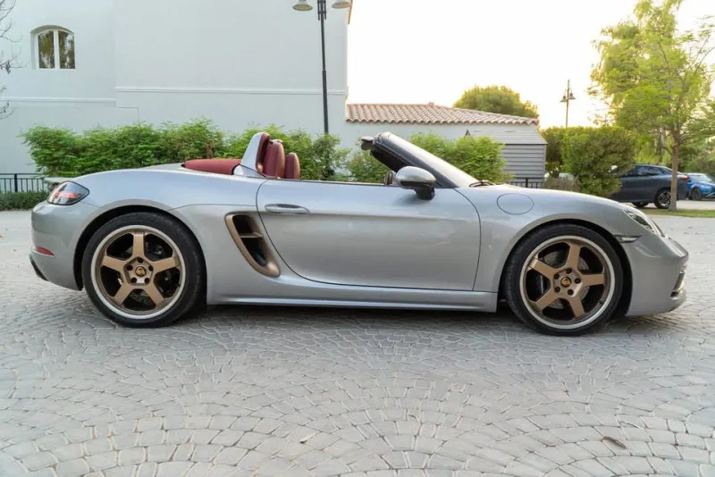 2022 Porsche Boxster in Dubai