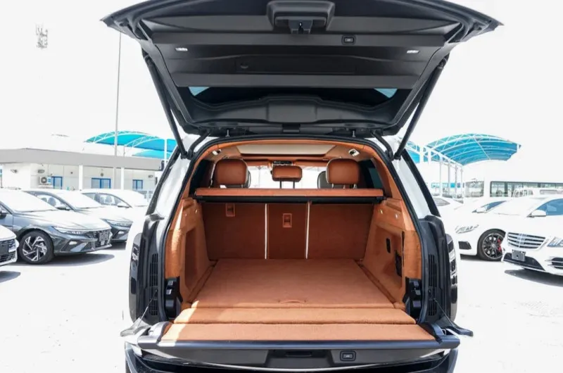 2023 Land Rover Range Rover in Dubai