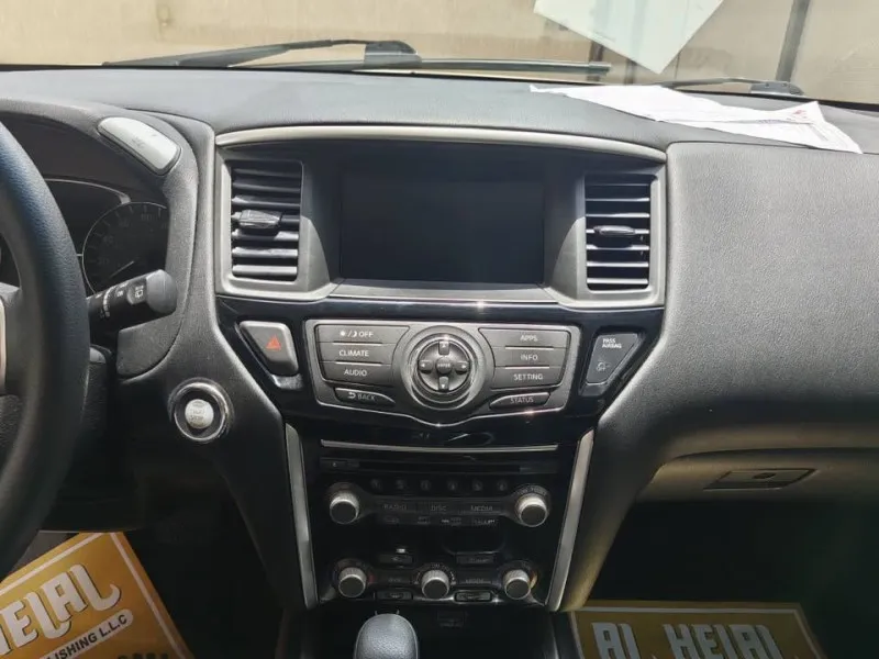 2018 Nissan Pathfinder in Dubai