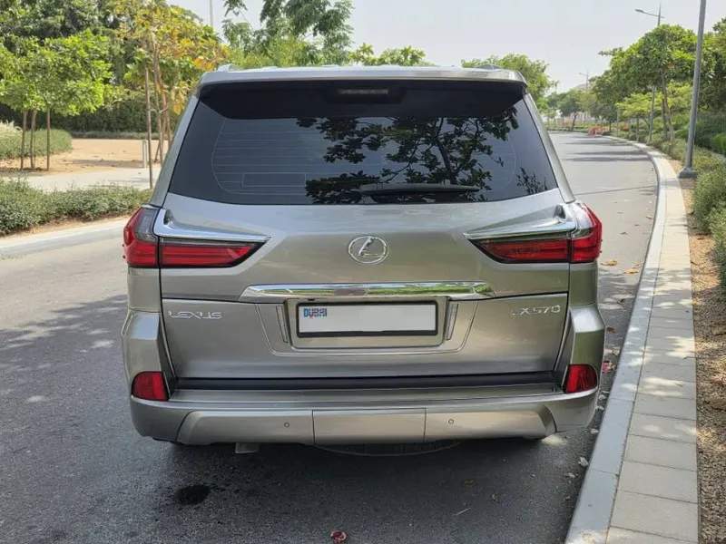 2019 لكزس أل أكس ٥٧٠ in Dubai