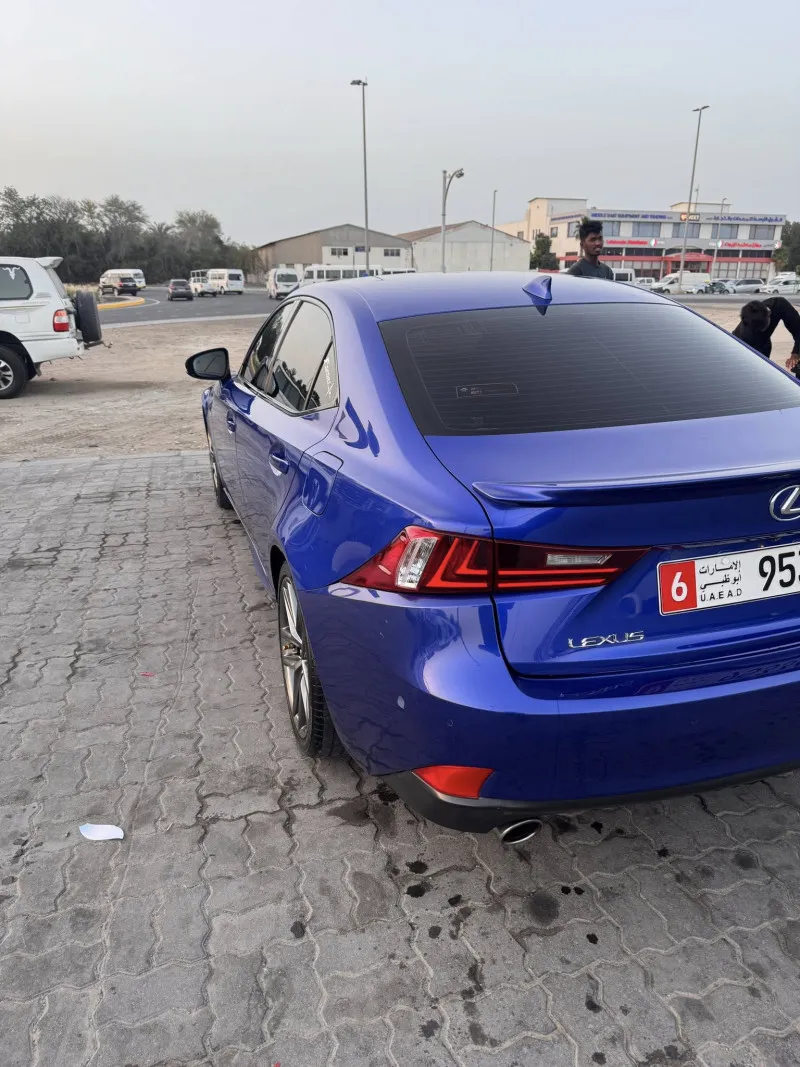 2015 Lexus IS in Dubai