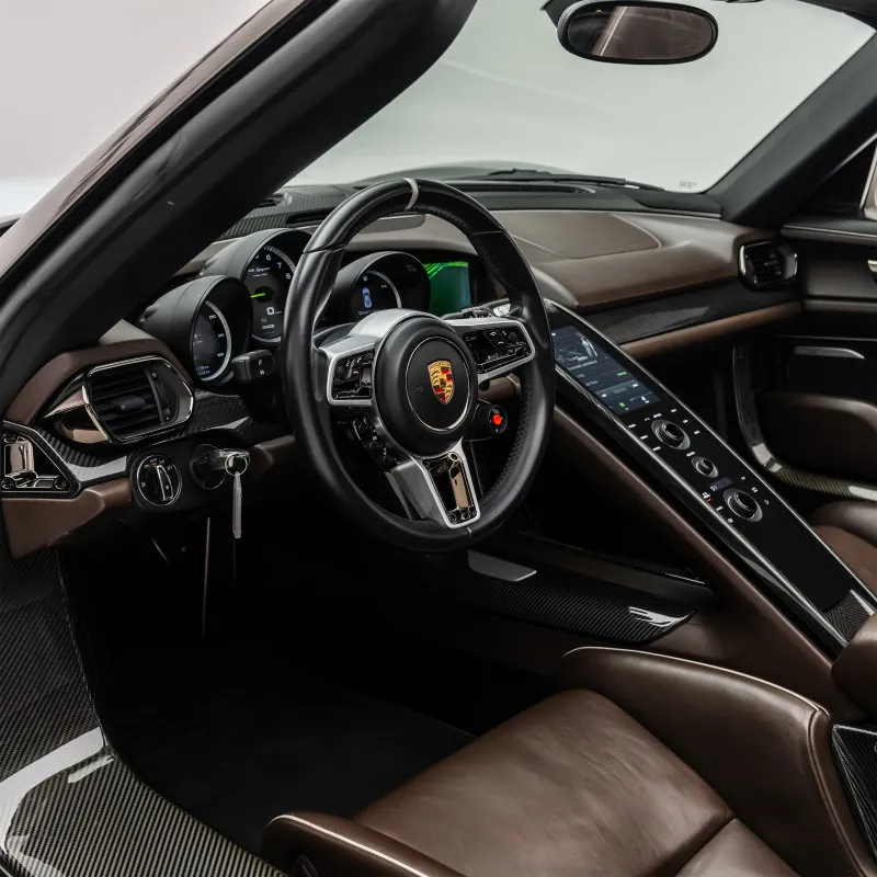 2015 Porsche 918 Spyder in Dubai