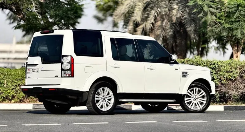 2015 لاند روفر آل آر٤ in Dubai
