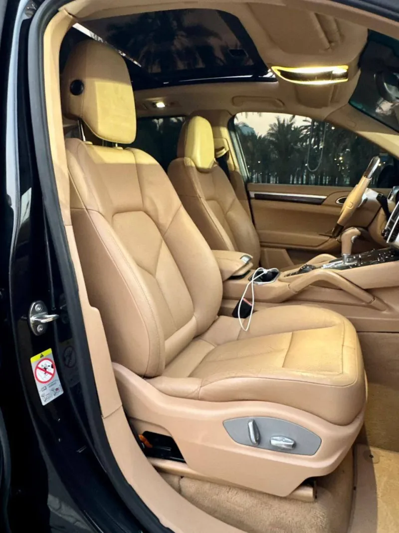 2012 Porsche Cayenne in Dubai