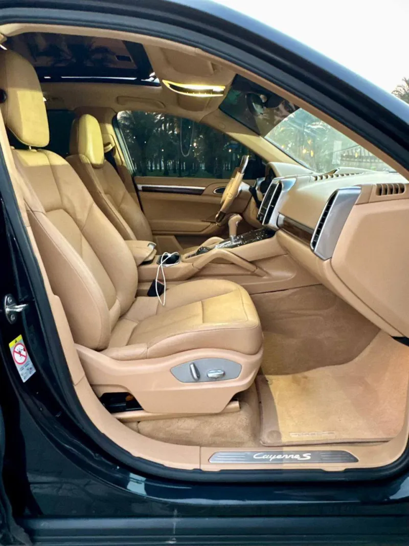 2012 Porsche Cayenne in Dubai